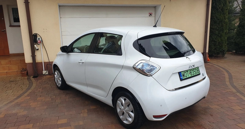 Renault Zoe cena 35500 przebieg: 91000, rok produkcji 2016 z Karczew małe 79